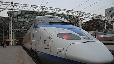 KTX 예매 두 달 전부터…외국인 철도 이용 1~8월 669만 명