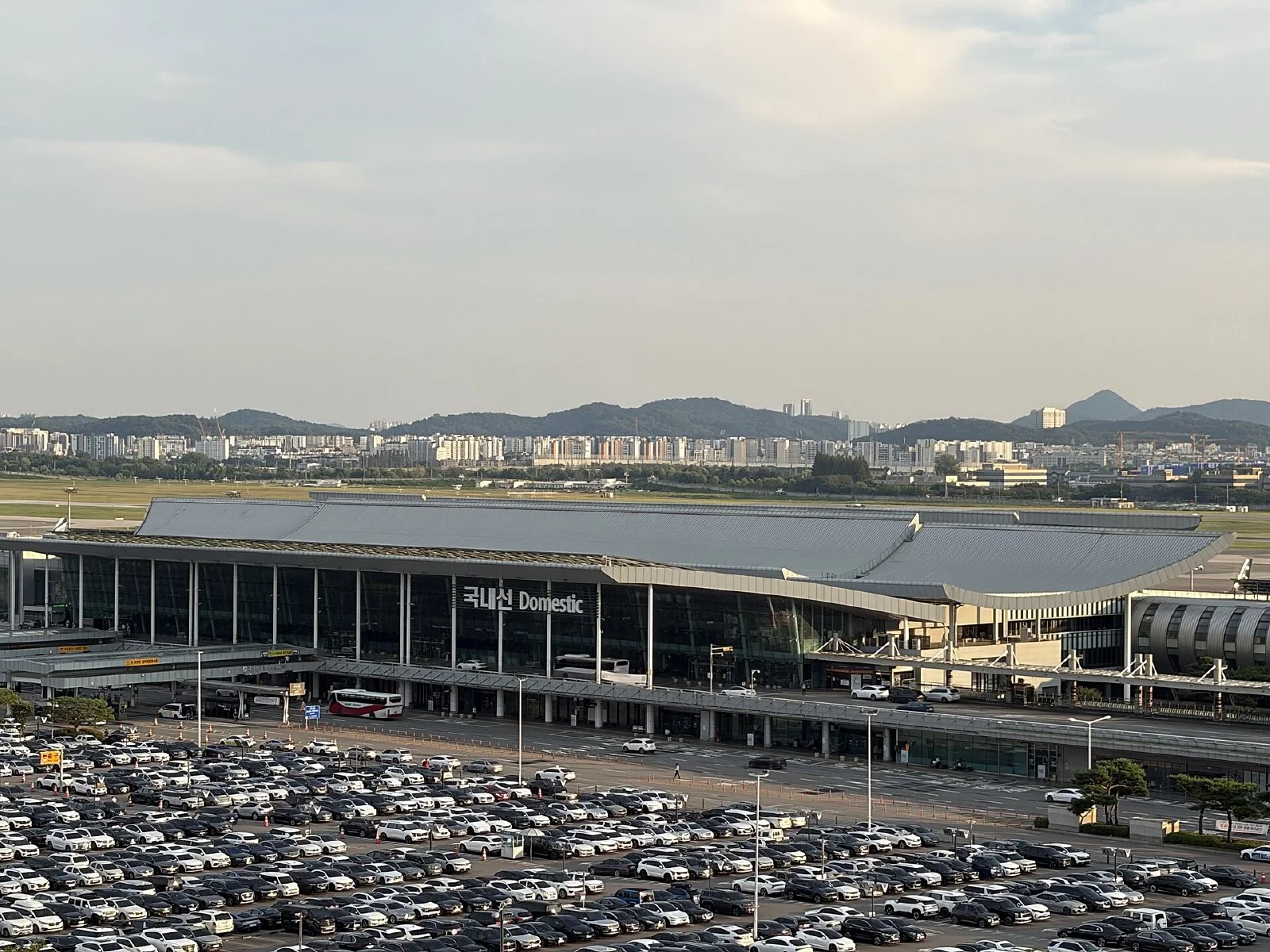 김포국제공항 국내선 터미널 내부 모습