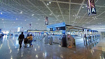 일본 면세 11월부터 '선결제 후환급'…출국 때 세관 확인 필수
